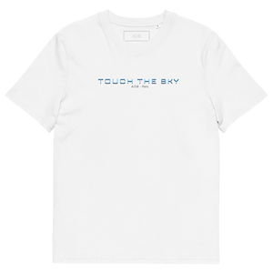 LE T-SHIRT "TOUCH THE SKY"