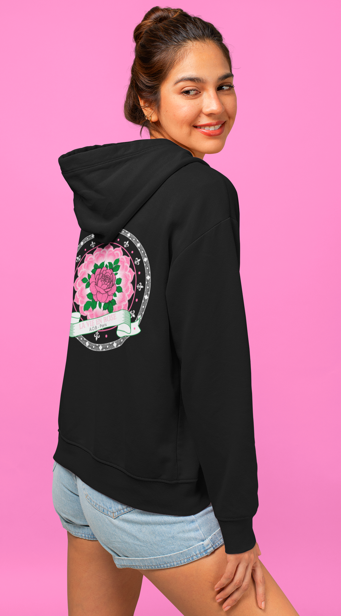 THE “LA VIE EN ROSE” SWEATSHIRT 